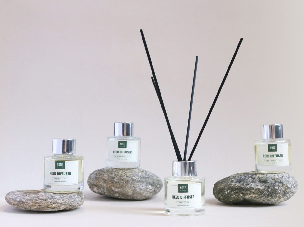 reed diffuser - khuếch tán hương - sản phẩm mùi hương từ NOTE - The Scent Lab